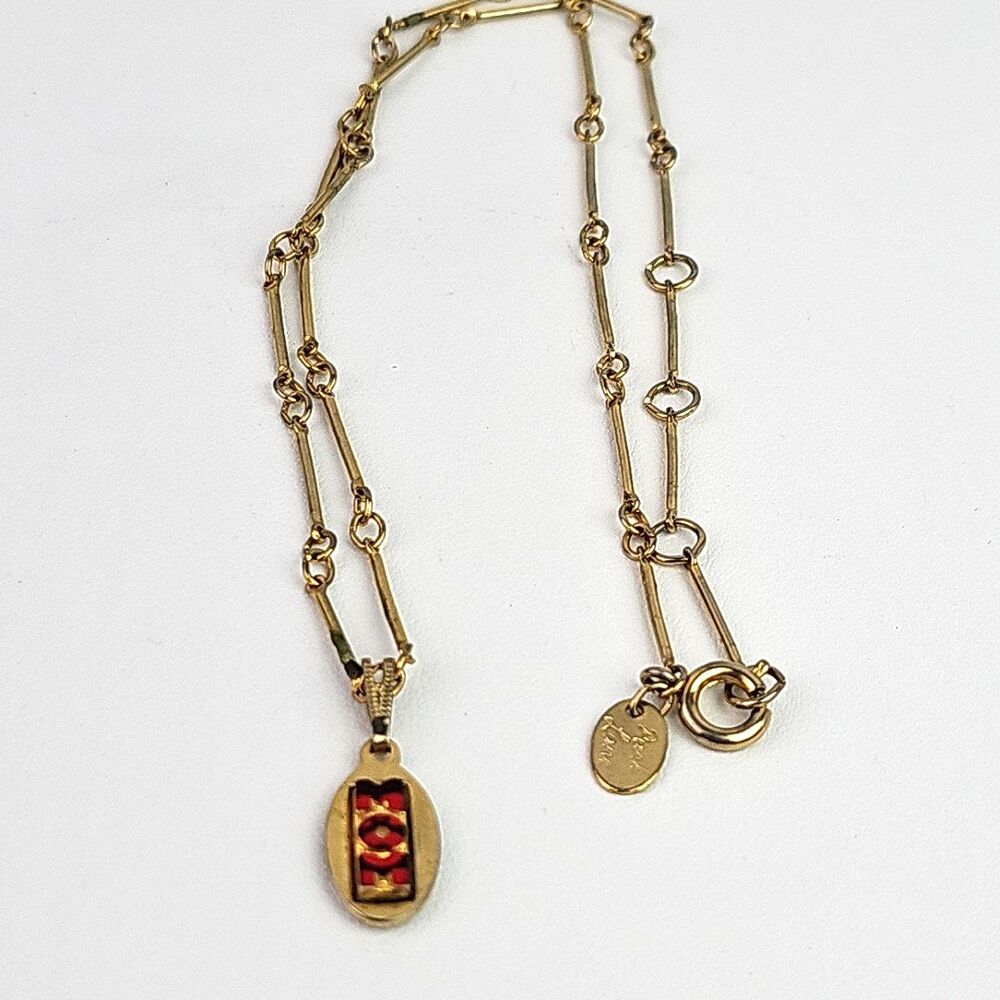 Vintage MOM Park Lane Necklace Gold Tone Red Letters Pendant 17 inch Delicate